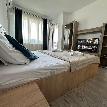 Renting Solutions Studio ياش المظهر الخارجي الصورة